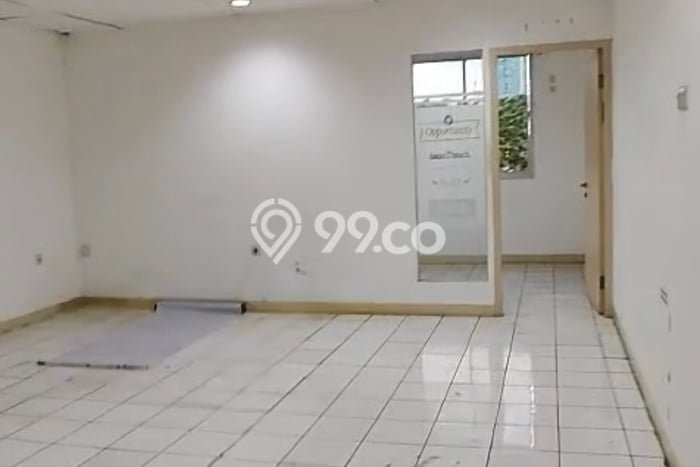 Ruko untuk Disewa di Pusat Jakarta Pusat Luas Bangunan 300m2 Ruko untuk Disewa di Pusat Jakarta Pusat Luas Bangunan 300m2