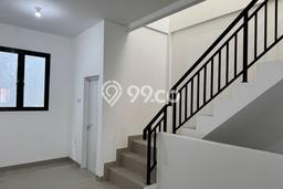 Untuk Dijual! Ruko di Jelambar Jakarta Barat LT 126m2 / LB 360m2 Kawasan Bisnis Untuk Dijual! Ruko di Jelambar Jakarta Barat LT 126m2 / LB 360m2 Kawasan Bisnis