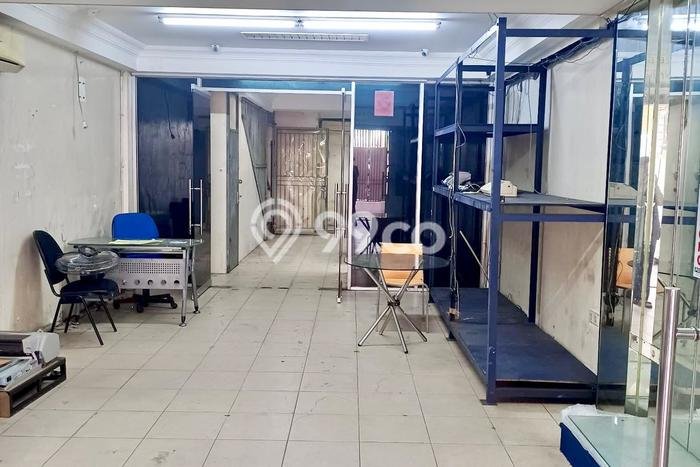 LOKASI TERBAIK! Ruko Kawasan Mangga Dua, Luas 318m², Jalan Utama LOKASI TERBAIK! Ruko Kawasan Mangga Dua, Luas 318m², Jalan Utama