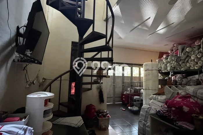 Sewa Rumah Murah di BSD De Park Tangerang dengan 3 Kamar Tidur Sewa Rumah Murah di BSD De Park Tangerang dengan 3 Kamar Tidur