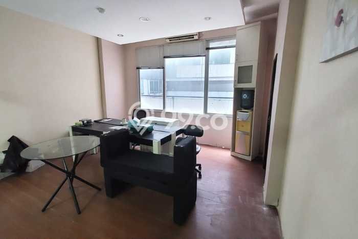 AREA TERSIBUK! Kantor Kawasan , Luas 22m2m², Potensi Tinggi AREA TERSIBUK! Kantor Kawasan , Luas 22m2m², Potensi Tinggi