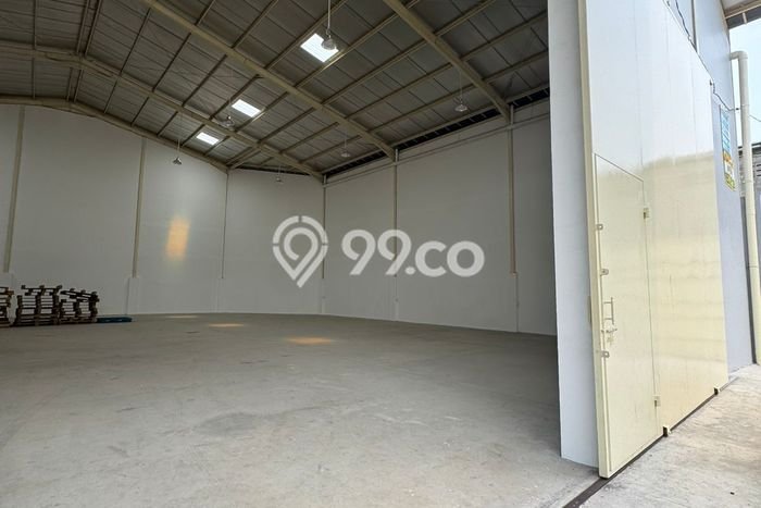 Gudang untuk disewa di Cipondoh punya LT 800m2 & LB 600m2 harga sewa kompetitif Gudang untuk disewa di Cipondoh punya LT 800m2 & LB 600m2 harga sewa kompetitif
