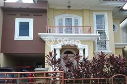 Ready to Use! Premium House LT 240m2 Desain Modern di BSD Puspita Loka Ready to Use! Premium House LT 240m2 Desain Modern di BSD Puspita Loka