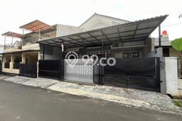 Ready to Use! Luxury House LT 240m2 Desain Modern di Bintaro Ready to Use! Luxury House LT 240m2 Desain Modern di Bintaro