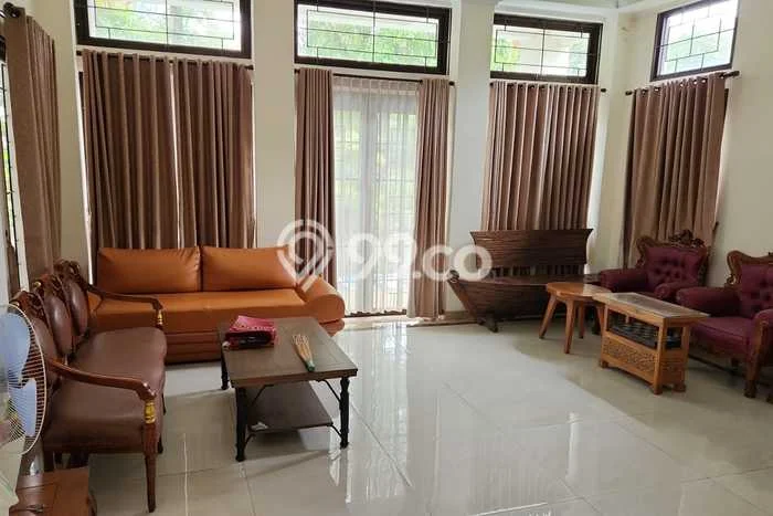 Rumah Elit Modern Tanpa Renovasi di Sentul City Bogor Rumah Elit Modern Tanpa Renovasi di Sentul City Bogor