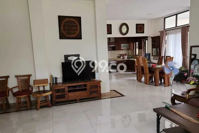 Rumah Elit Modern Tanpa Renovasi di Sentul City Bogor Rumah Elit Modern Tanpa Renovasi di Sentul City Bogor