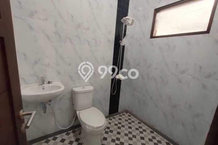 Rumah Modern 3 KT di Pondok Bambu Jakarta Timur Semi Furnished Rumah Modern 3 KT di Pondok Bambu Jakarta Timur Semi Furnished