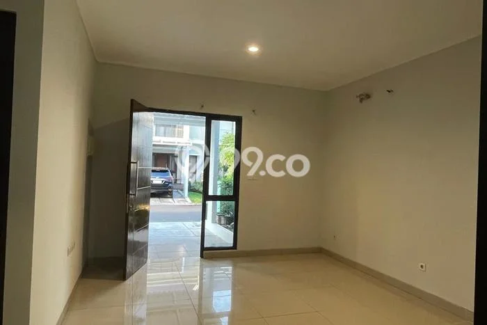 Rumah sewa siap pakai 3 KT di Summarecon Bekasi, Bekasi Rumah sewa siap pakai 3 KT di Summarecon Bekasi, Bekasi