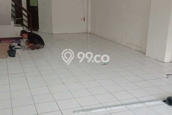 Unit Ruko Dijual di Duren Sawit Jakarta Timur 225m2 Unit Ruko Dijual di Duren Sawit Jakarta Timur 225m2