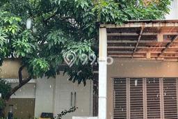 Dijual Rumah Eksklusif 2 KT di Summarecon Bekasi, Bekasi Dijual Rumah Eksklusif 2 KT di Summarecon Bekasi, Bekasi