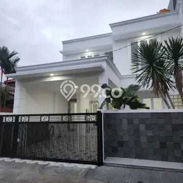 For Sale Rumah 4 Kamar Lokasi Ideal Nyaman dan Strategis di Bekasi Selatan For Sale Rumah 4 Kamar Lokasi Ideal Nyaman dan Strategis di Bekasi Selatan