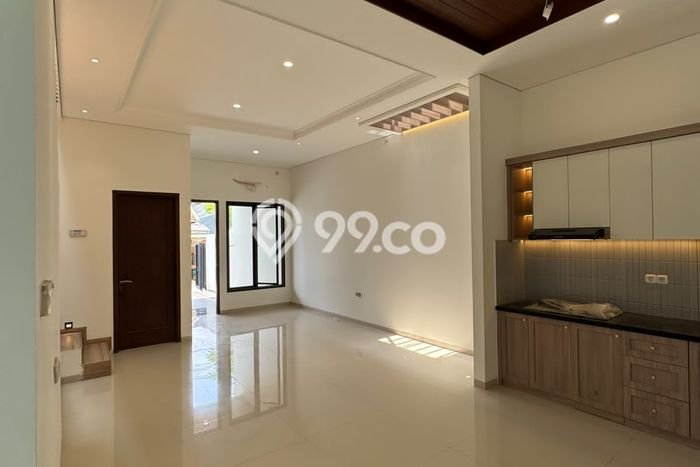 Hunian Elit LB 180m2 Siap Huni Desain Elegan di Rawamangun, Jakarta Timur Hunian Elit LB 180m2 Siap Huni Desain Elegan di Rawamangun, Jakarta Timur