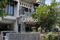 Dijual Rumah Luas Megah Dengan View Cantik di Klender, Jakarta Timur Dijual Rumah Luas Megah Dengan View Cantik di Klender, Jakarta Timur