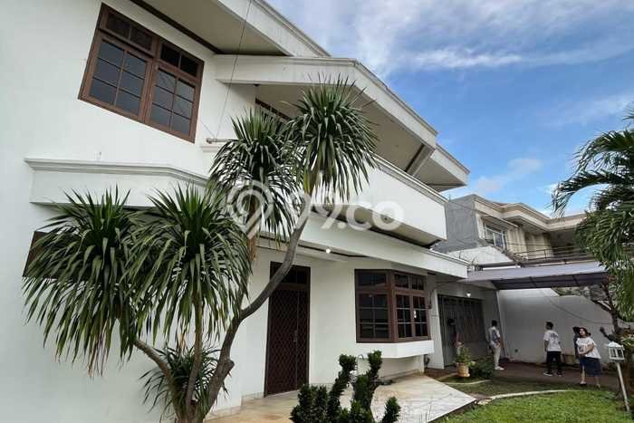 Dijual Rumah Premium dengan Fasilitas Sekitar Komplit di Duren Sawit, Jakarta Timur Dijual Rumah Premium dengan Fasilitas Sekitar Komplit di Duren Sawit, Jakarta Timur