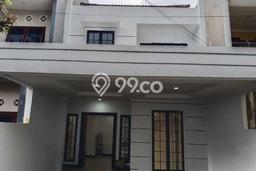 For Sale Rumah 4 Kamar Lokasi Strategis Bagus dan Strategis di Duren Sawit For Sale Rumah 4 Kamar Lokasi Strategis Bagus dan Strategis di Duren Sawit