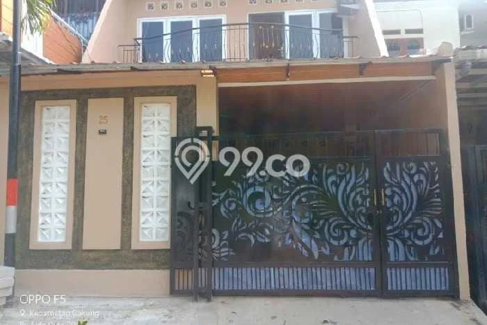 Jual Rumah Favorit Siap Huni LB 150m2 di Cakung, Jakarta Timur Jual Rumah Favorit Siap Huni LB 150m2 di Cakung, Jakarta Timur