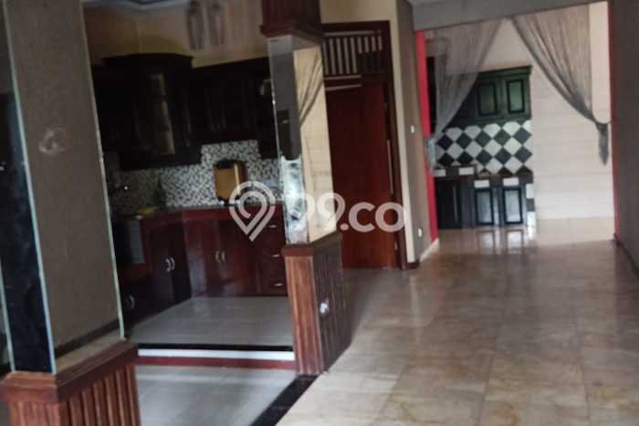 For Sale Hunian Rumah Terawat 3 Kamar di Kelapa Dua, Depok For Sale Hunian Rumah Terawat 3 Kamar di Kelapa Dua, Depok