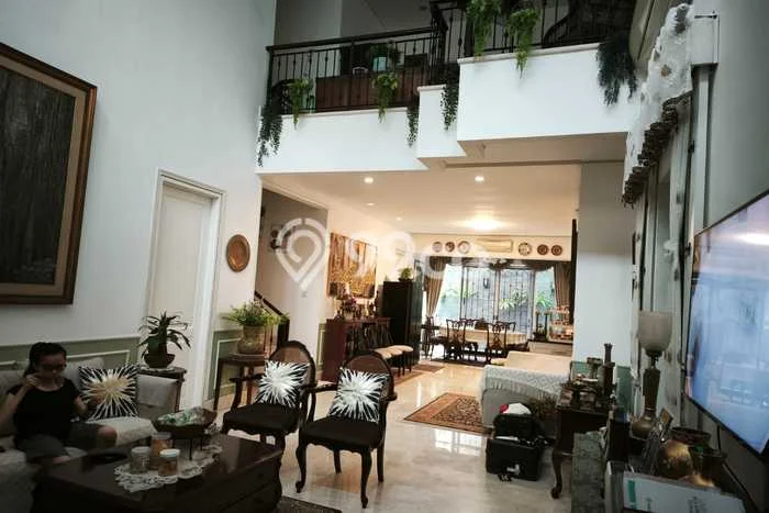 Disewakan Rumah Modern di Menteng Harga Rp 625 Juta/ Tahun Disewakan Rumah Modern di Menteng Harga Rp 625 Juta/ Tahun