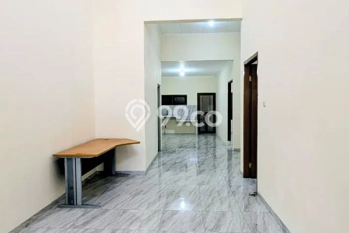 For Sale Hunian Rumah Terawat 2 KT di Modernland, Tangerang For Sale Hunian Rumah Terawat 2 KT di Modernland, Tangerang