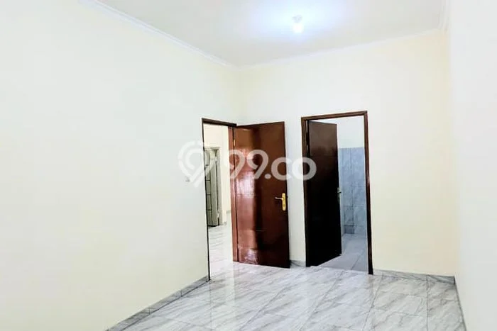 For Sale Hunian Rumah Terawat 2 KT di Modernland, Tangerang For Sale Hunian Rumah Terawat 2 KT di Modernland, Tangerang