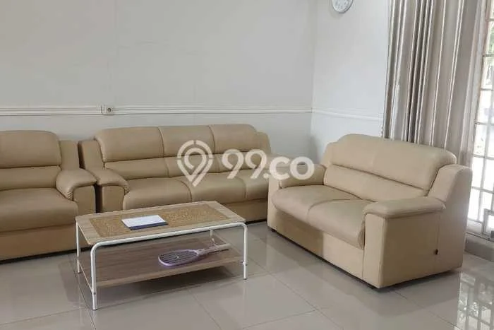 Rumah sewa siap pakai 3 KT di Harapan Indah, Bekasi Rumah sewa siap pakai 3 KT di Harapan Indah, Bekasi