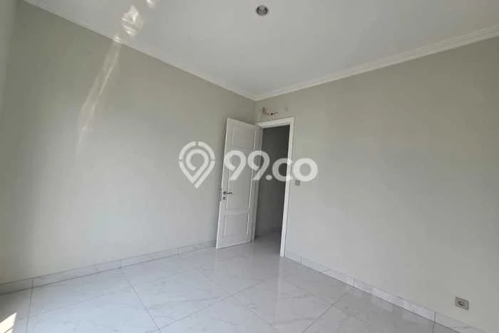 Disewakan Rumah Harga Terjangkau di Summarecon Crown Gading Bekasi dengan 4 KT Disewakan Rumah Harga Terjangkau di Summarecon Crown Gading Bekasi dengan 4 KT