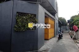 Rumah Modern Minimalis 9 Kamar Siap Huni di Banjarsari Rumah Modern Minimalis 9 Kamar Siap Huni di Banjarsari