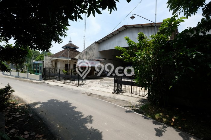 FOR SALE! Gudang di Gatak Sukoharjo, LT 1620m2, LB 1398m2 FOR SALE! Gudang di Gatak Sukoharjo, LT 1620m2, LB 1398m2