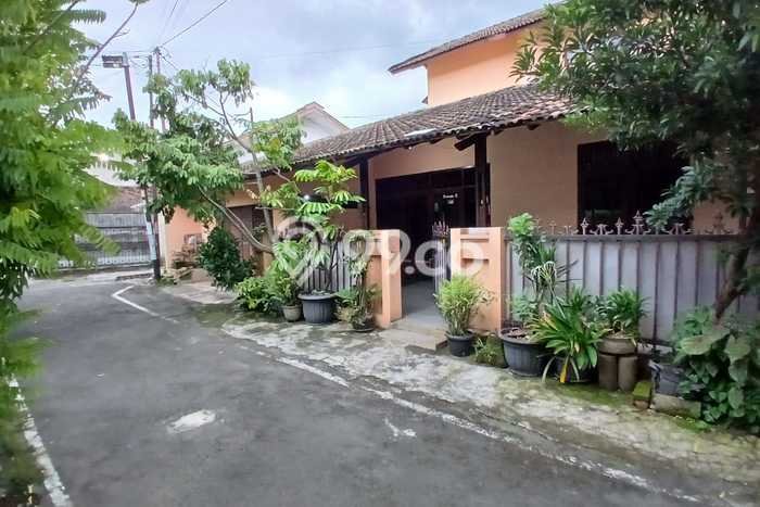 Dijual Cepat Rumah Favorit Siap Huni LB 100m2 di Kartasura, Sukoharjo Dijual Cepat Rumah Favorit Siap Huni LB 100m2 di Kartasura, Sukoharjo