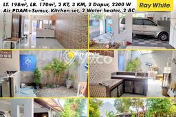 Hunian Cantik Modern Lb 170m2 di Kartasura, Sukoharjo Hunian Cantik Modern Lb 170m2 di Kartasura, Sukoharjo