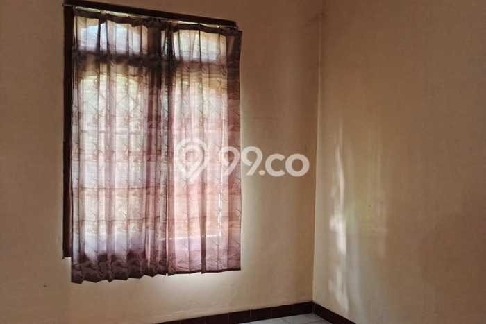 Dijual Cepat Rumah Favorit Siap Huni LB 200m2 di Karanganyar, Solo Dijual Cepat Rumah Favorit Siap Huni LB 200m2 di Karanganyar, Solo
