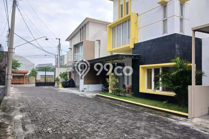 Rumah Luas Asri 3 KT Siap Pakai di Klodran Karanganyar Rumah Luas Asri 3 KT Siap Pakai di Klodran Karanganyar