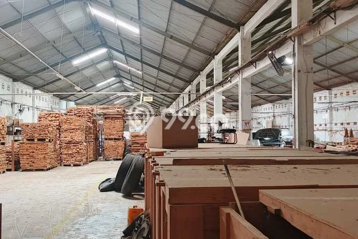 Unit Gudang Disewa Lokasi Gatak, Sukoharjo Spesifikasi Luas Bangunan 6000m2 Unit Gudang Disewa Lokasi Gatak, Sukoharjo Spesifikasi Luas Bangunan 6000m2