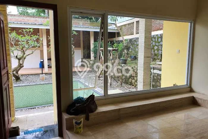 Hunian Cantik Modern Lb 400m2 di Mojogedang, Karanganyar Hunian Cantik Modern Lb 400m2 di Mojogedang, Karanganyar