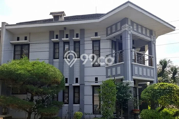 Rumah Eksklusif Dijual LT 259m2 di Regol, Bandung Rumah Eksklusif Dijual LT 259m2 di Regol, Bandung
