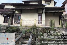 Dijual Cepat Rumah Favorit Siap Huni LB 350m2 di Pameungpeuk, Bandung Dijual Cepat Rumah Favorit Siap Huni LB 350m2 di Pameungpeuk, Bandung