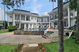 Dijual Rumah Mewah Exclusive di Cilandak, Jakarta Selatan Dijual Rumah Mewah Exclusive di Cilandak, Jakarta Selatan