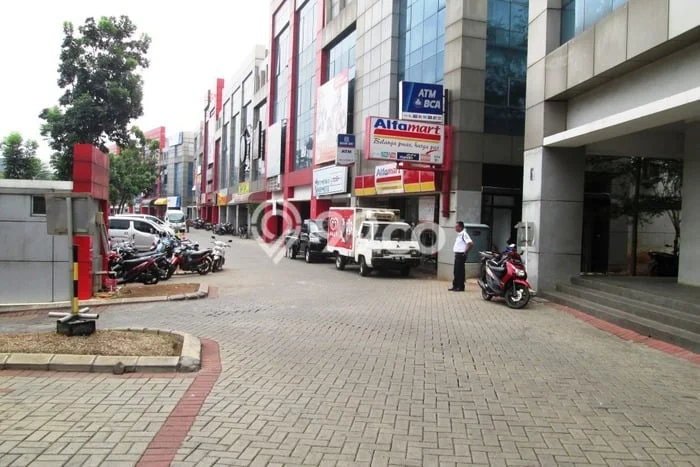 Disewakan Ruko di Pusat Kota Tangerang Selatan Ramai Strategis Disewakan Ruko di Pusat Kota Tangerang Selatan Ramai Strategis