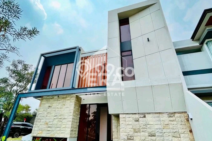 For Sale! Luxury House LT 205m2 Desain Elegan di Cibubur For Sale! Luxury House LT 205m2 Desain Elegan di Cibubur
