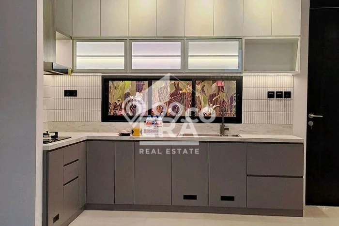 For Sale! Luxury House LT 205m2 Desain Elegan di Cibubur For Sale! Luxury House LT 205m2 Desain Elegan di Cibubur