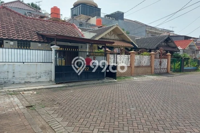 Rumah Strategis Minimalis Lb 300m2 di Benda, Tangerang Rumah Strategis Minimalis Lb 300m2 di Benda, Tangerang