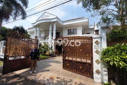 Siap Huni Hunian Elit 6 Kamar di Cinere Dekat ke Mana Saja Siap Huni Hunian Elit 6 Kamar di Cinere Dekat ke Mana Saja