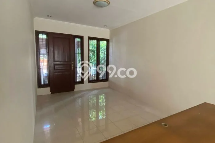 Rumah kawasan Tanjung Barat, Ready, 4 KT, Dekat Tanjung Barat, Jakarta Selatan, Jakarta Selatan, Luas 250m² Bangunan 250m² Rumah kawasan Tanjung Barat, Ready, 4 KT, Dekat Tanjung Barat, Jakarta Selatan, Jakarta Selatan, Luas 250m² Bangunan 250m²