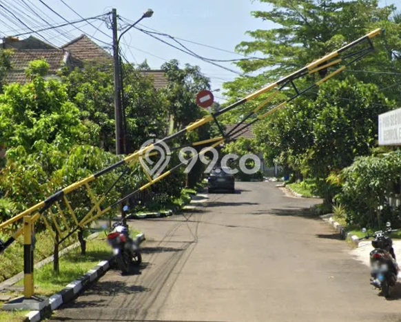 Rumah Nyaman 3 KT LB 130m2 Kondisi Bagus di Cigondewah Rumah Nyaman 3 KT LB 130m2 Kondisi Bagus di Cigondewah