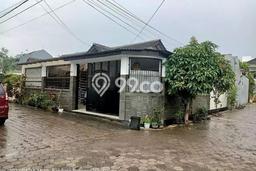 Rumah Nyaman area , Bandung, LT 160m2m² LB 130m2m² Rumah Nyaman area , Bandung, LT 160m2m² LB 130m2m²