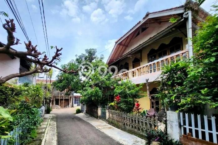 Jual Rumah Favorit Siap Huni LB 280m2 di Cimahi Utara, Cimahi Jual Rumah Favorit Siap Huni LB 280m2 di Cimahi Utara, Cimahi