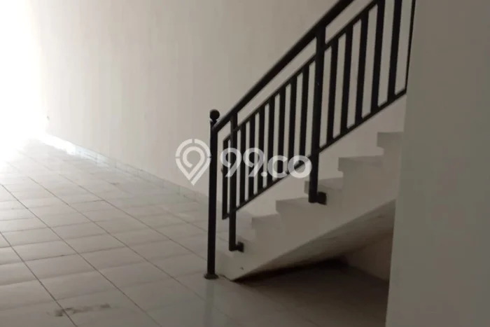 Ruko disewakan di Cimahi Tengah Cimahi dengan luas bangunan 220m2 Ruko disewakan di Cimahi Tengah Cimahi dengan luas bangunan 220m2
