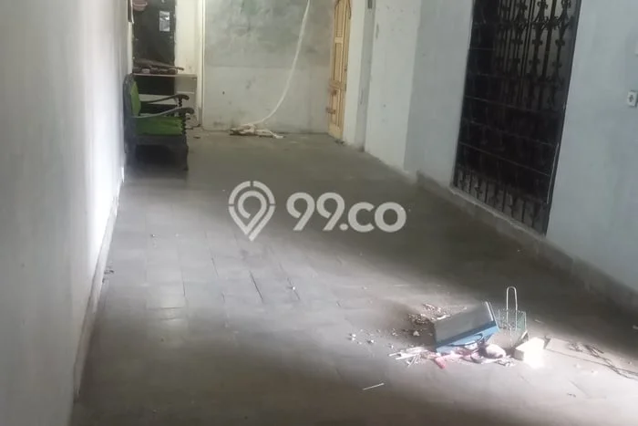 Disewakan Ruko Area Bisnis di Cimahi Selatan, Luas 33m2m², Siap Usaha Disewakan Ruko Area Bisnis di Cimahi Selatan, Luas 33m2m², Siap Usaha