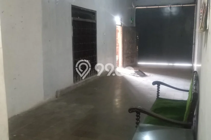 Disewakan Ruko Area Bisnis di Cimahi Selatan, Luas 33m2m², Siap Usaha Disewakan Ruko Area Bisnis di Cimahi Selatan, Luas 33m2m², Siap Usaha