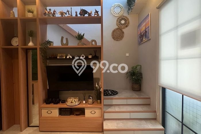 Rumah Luas Asri 2 KT Siap Pakai di Grand Wisata Bekasi Rumah Luas Asri 2 KT Siap Pakai di Grand Wisata Bekasi